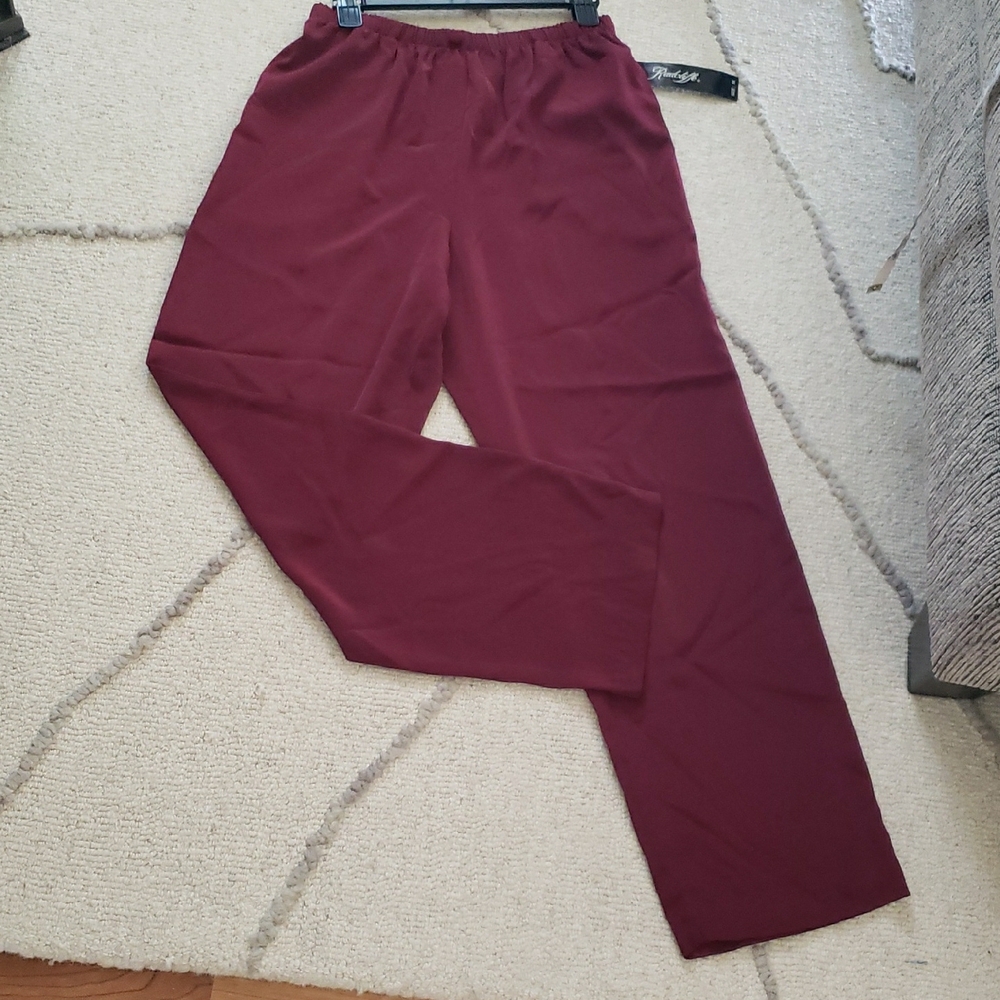 Relaxed Wide-Leg Pants in Deep Wine With Pockets...